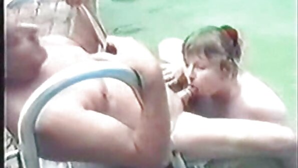 Faršymas vyrui į veidą po šlapinimosi 720p.