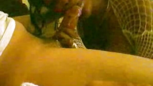 Anikka Albrite suviliojo vedusį vyrą nuomojamoje trobelėje.
